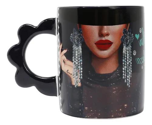 Taza Nicole Lee de Cerámica Estampada Samantha FW25