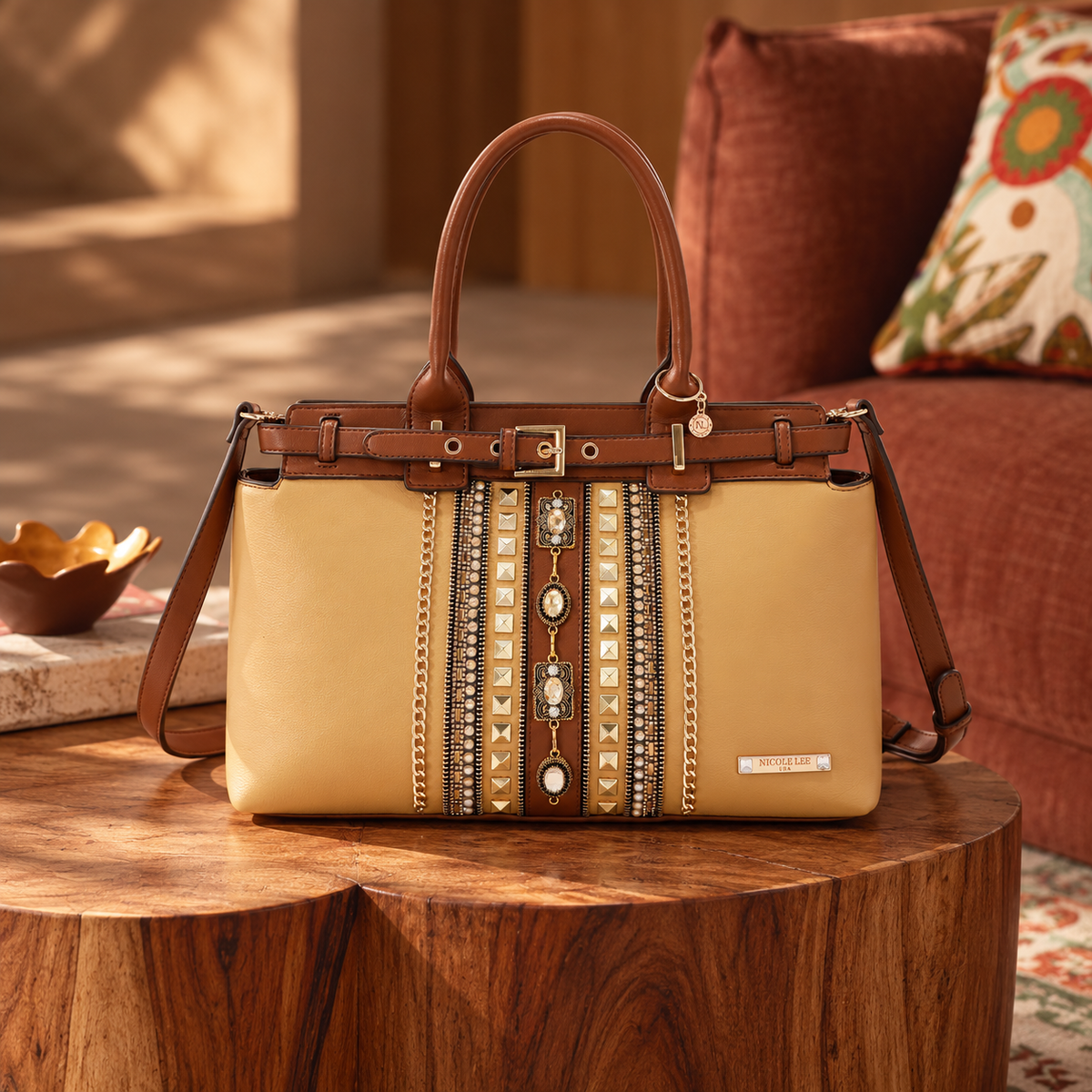 Bolsa Nicole Lee Satchel Con Pedrería Jewel Y Stud FW26