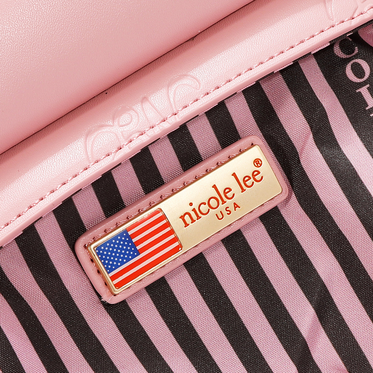 Bolsa Cuadrada Nicole Lee Con Corazon Embossed SS26