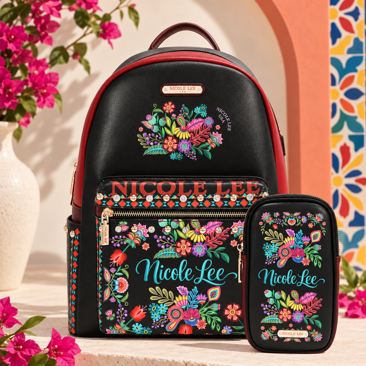 Mochila Nicole Lee Con Puerto USB Keep Dreaming FW26