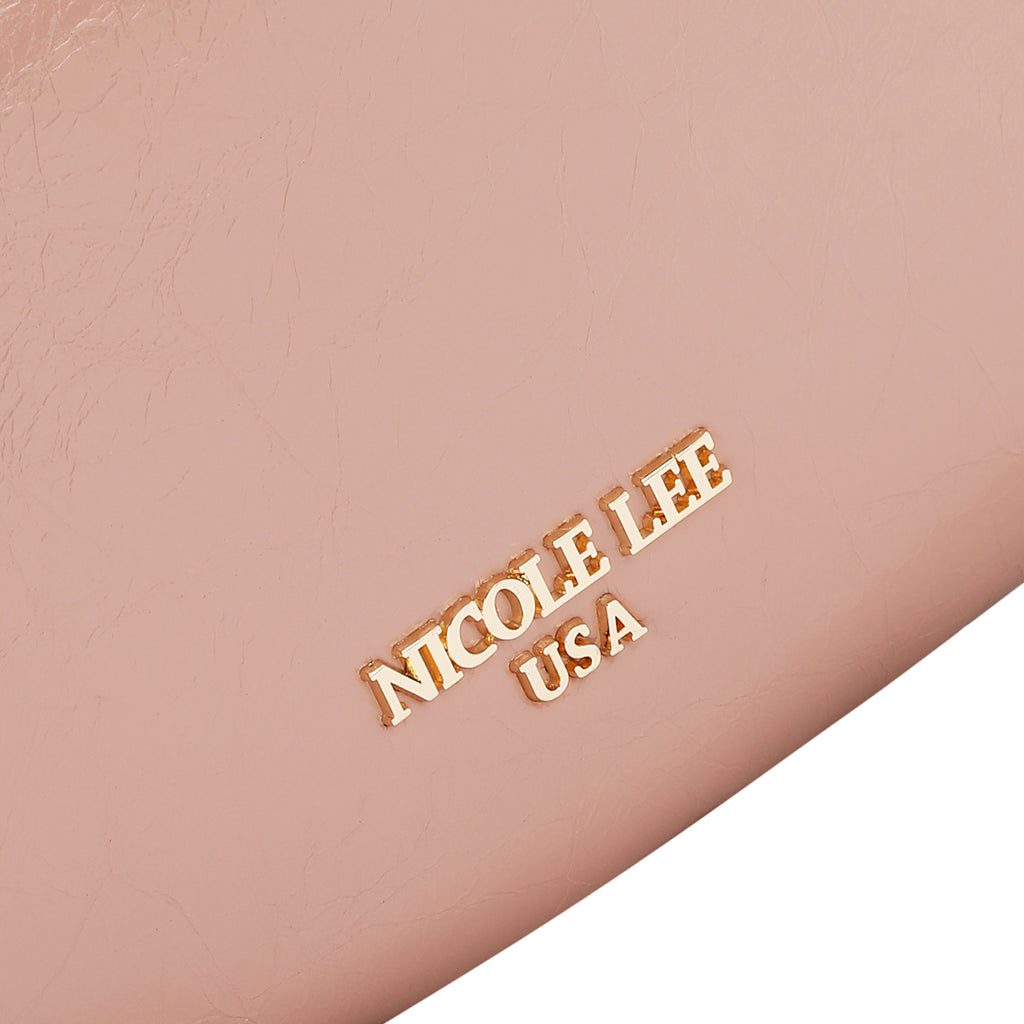 Bolsa media luna Nicole Lee acabado brillante y llavero FW25