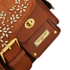 Bolsa mensajera Nicole Lee de gamuza con flores y hojas FW25