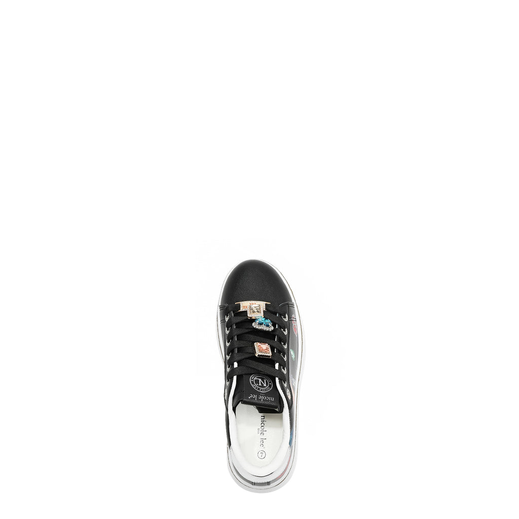 Tenis con charms y plataforma Nicole Lee Samantha FW25